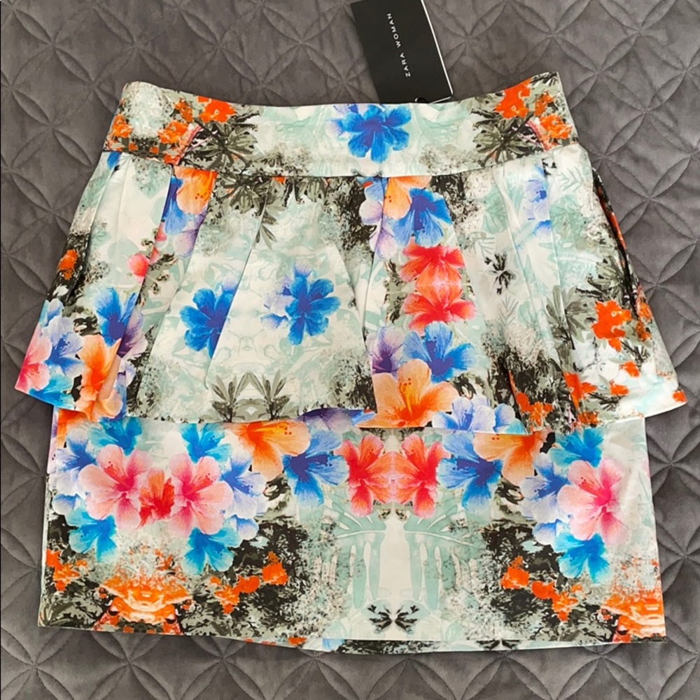 NWT Zara tropical print Peplum Skirt
